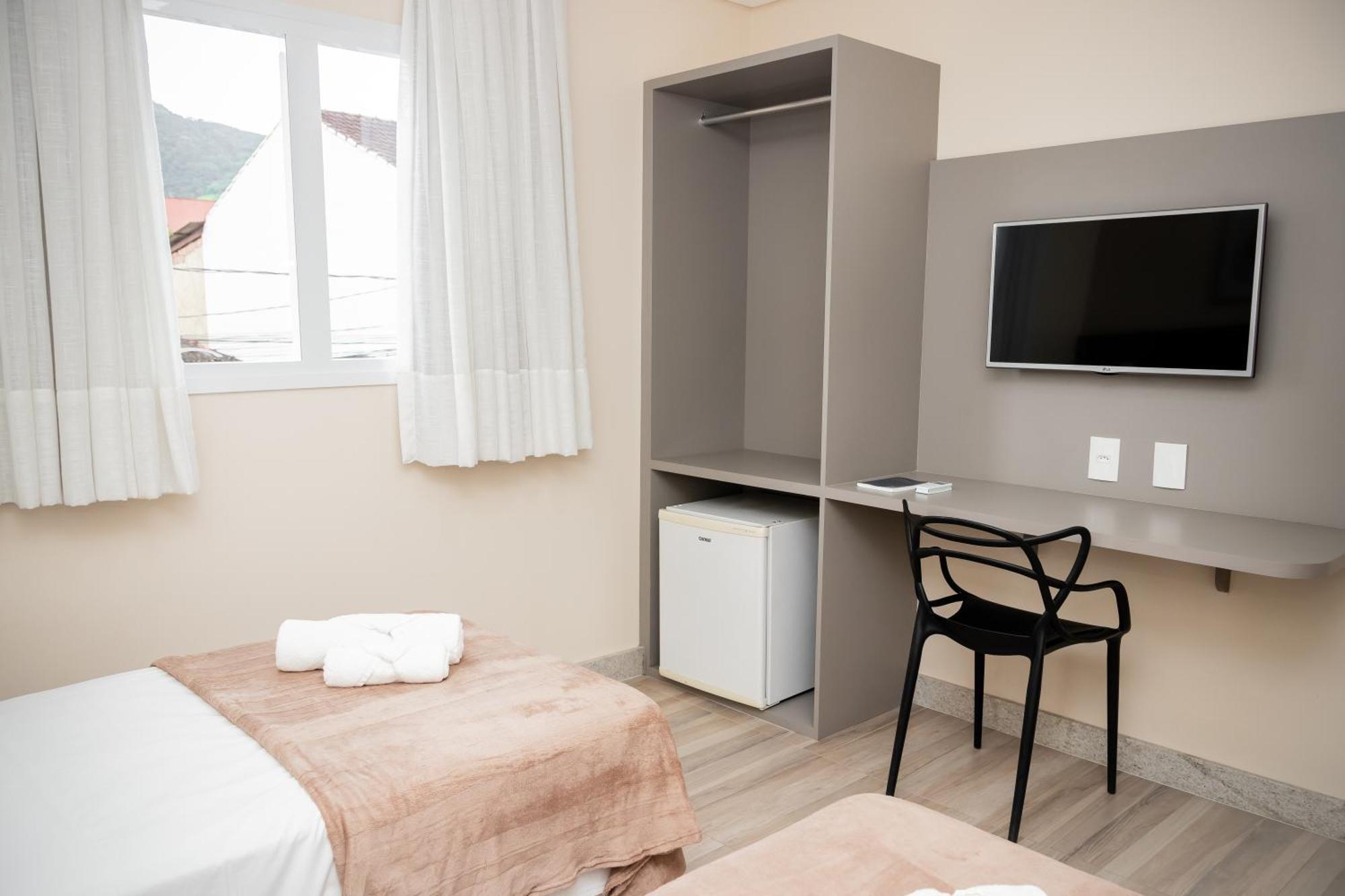 Augusta Hotel João Neiva Екстериор снимка
